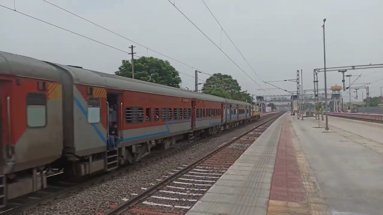 12815/Nandan Kanan Express/30641(GZBE) WAP7/ SKIP KCN AT MPS///