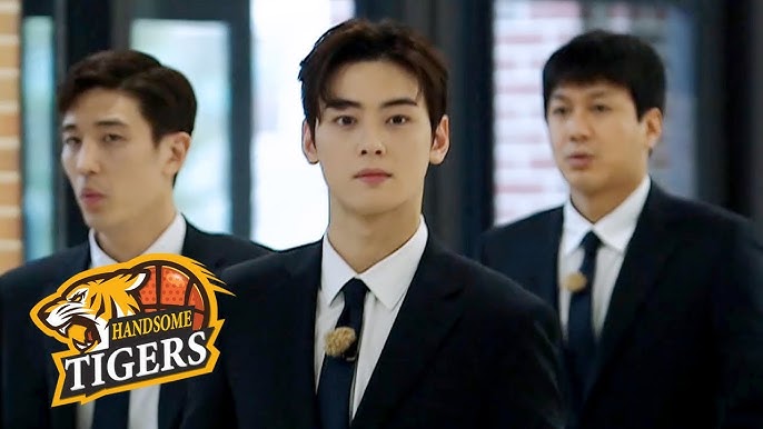 Cha Eun Woo in black suit (ft Handsome Tigers) 블랙슈트 입는 '얼천' 차은우 