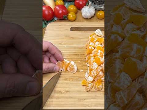 🍊Такой салат Вы еще не ели❗️ Салат с Мандаринами и Крабовыми Палочками 🎄 #рецепты #салат #shorts
