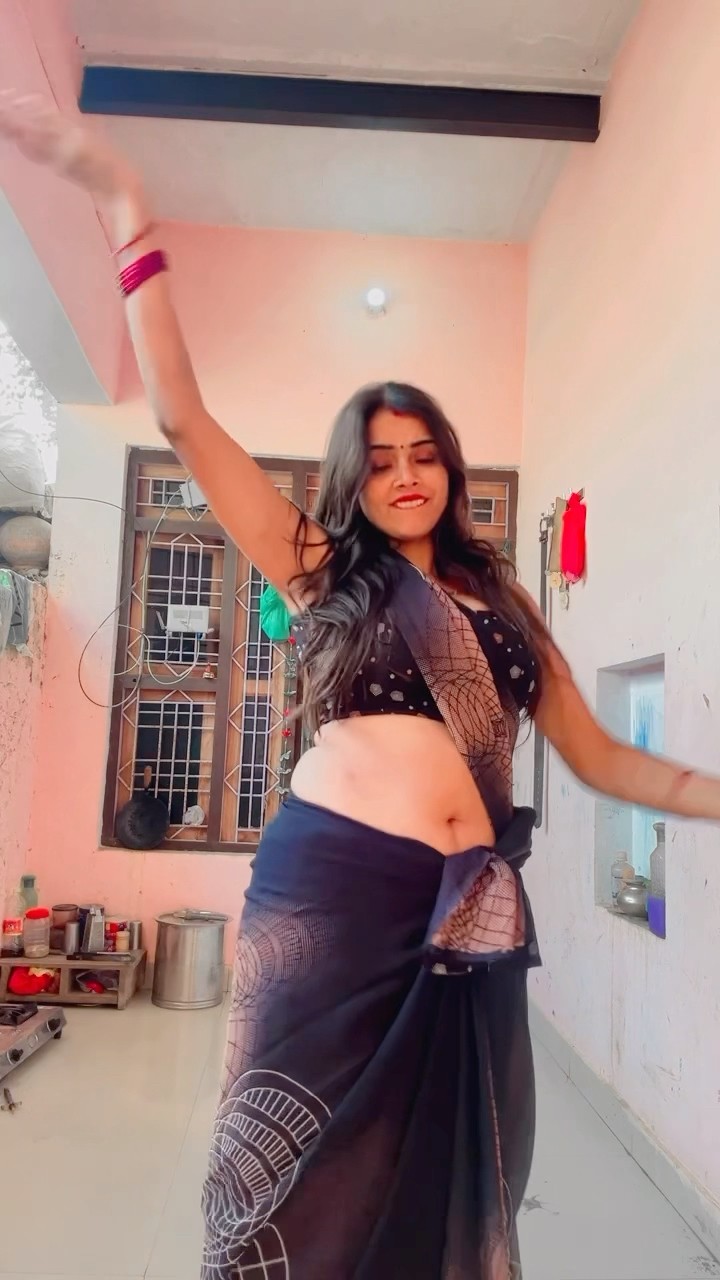 पुष्पा 2 movie peeling dance #shorts #meenu #trending #ytshorts