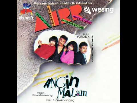 Andaikan malam ini kasih kau ada hadir di sini Akan kau dengar suara hati ini kucurahkan lewat lagu🎼