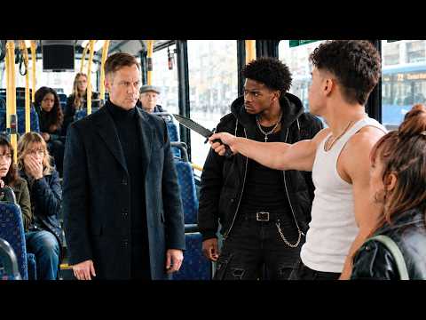 Robbers Not Realizing This Tourist Kills People For a Living