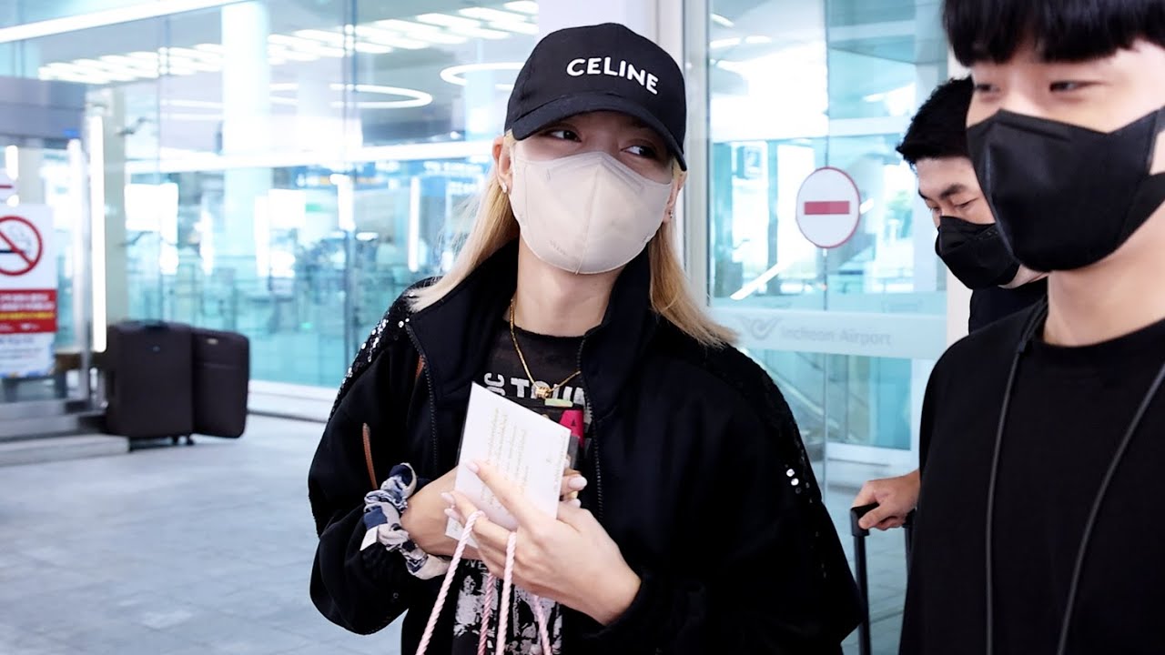 220609 블랙핑크 리사(BLACKPINK : LISA) 입국 Arrival [인천공항]