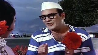 Rajendra Nath Trying To Imopress A Gril @ Janwar - Shammi Kapoor, Rajshree