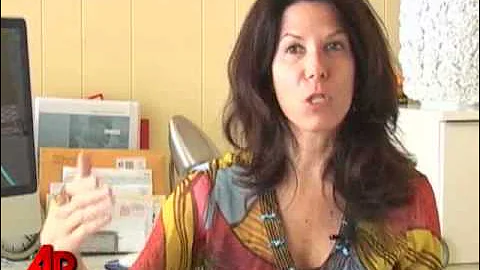 Ex-Fiance: Former JonBenet Suspect Recruits Kids