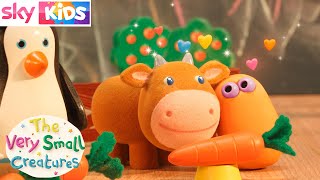 The Farm - Full Episode - The Very Small Creatures - Sky Kids