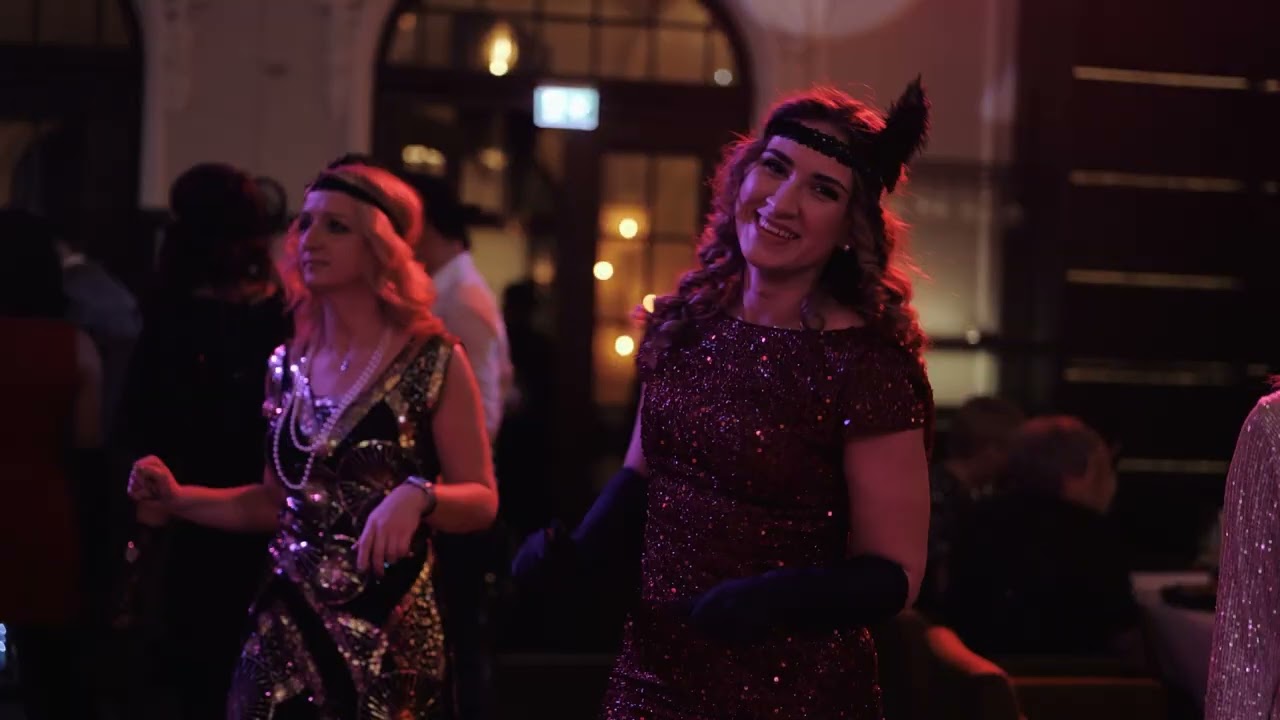 Gatsby Style Wedding | Show Band Prestige live on stage