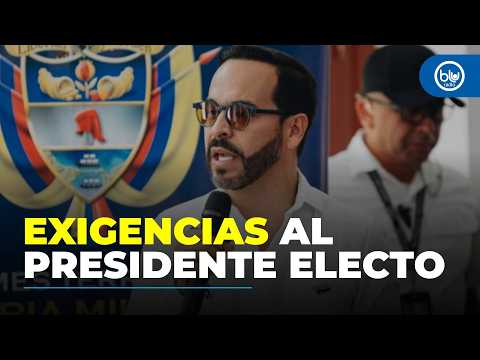 Should Abelardo renounce his US citizenship? A message from the political center to the president...