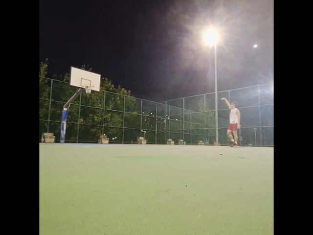 張教練 - 膝蓋傷勢終於好轉,一點一點慢慢的 訓練 and 復健
三分的狀態也越來越好了 張教練 - 膝蓋傷勢終於好轉,一點一點慢慢的 訓練 and 復健
三分的狀態也越來越好了