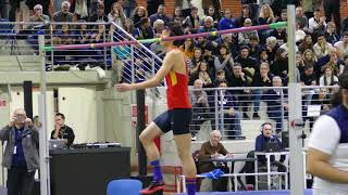 Gouwei Zhang (CHN) 227 cm High Jump 1. Place International