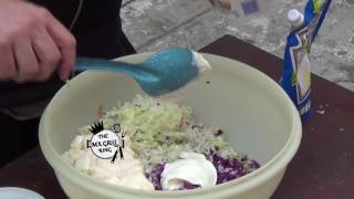 The Best Homemade Creamy Coleslaw, Ready in 5 minutes!