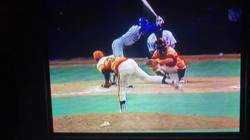 Vin Scully calls Nolan Ryan