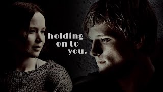 Katniss & Peeta || Holding On To You [6k subs]