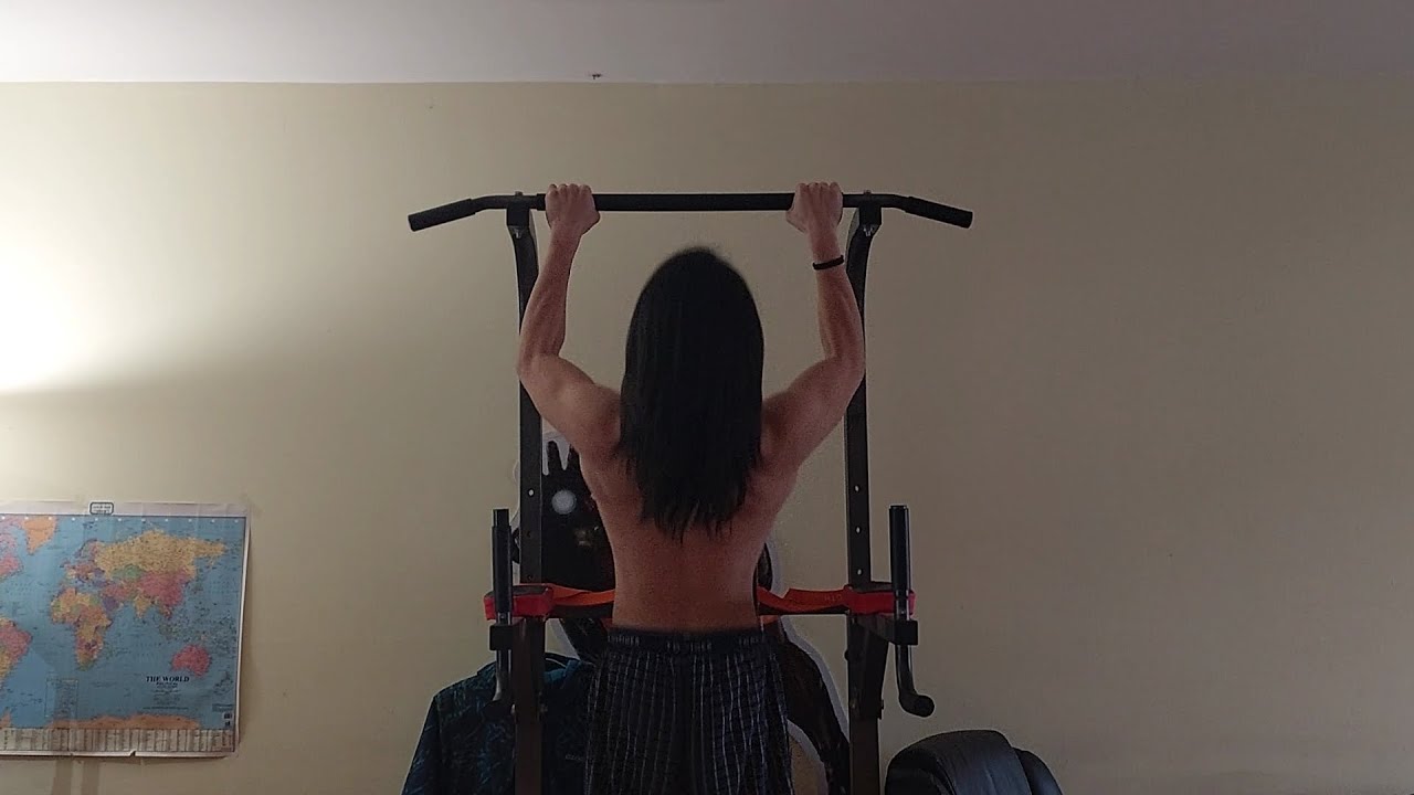 10 pull-ups every day | day 94 - YouTube