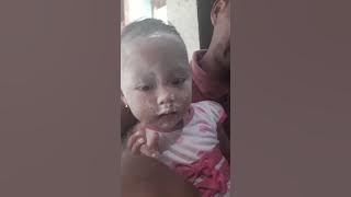 Ghislaine abis mandi sama ayah