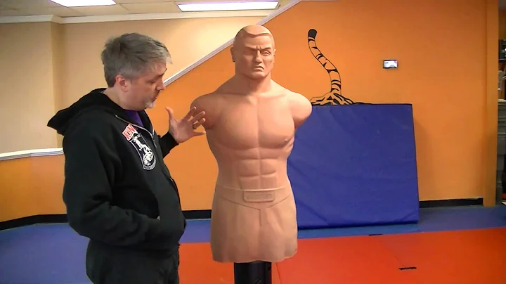 Century BOB XL Body Opponent Bag Hands On Review