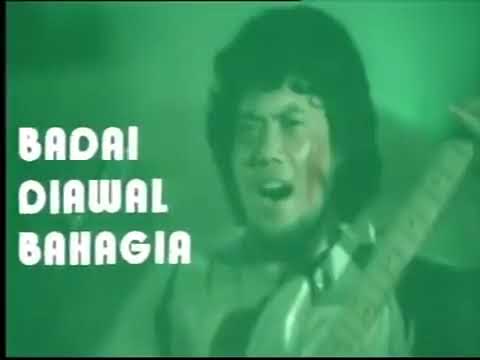 RHOMA IRAMA _ BADAI DI AWAL BAHAGIA full movie