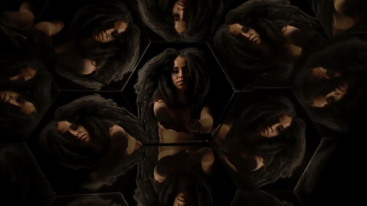 Watch Juliane Gamboa | Transeunte | JAZZWOMAN (Visualizer) on YouTube Watch Juliane Gamboa | Transeunte | JAZZWOMAN (Visualizer) on YouTube