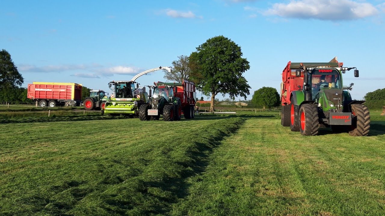 Gras Hakselen-4×Fendt-Claas-Beco-Schuitemaker-Bergmann-loonbedrijf Geresteijn