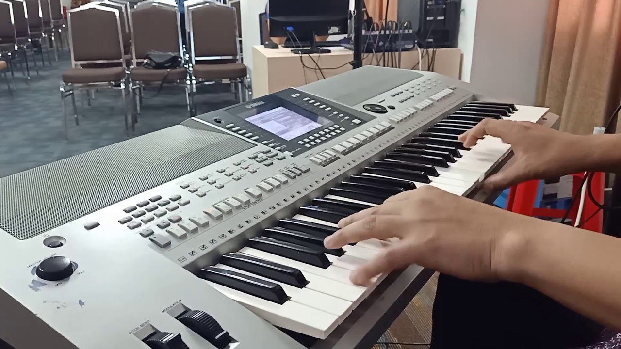 Tuhan Yesus Baik Cover - YouTube