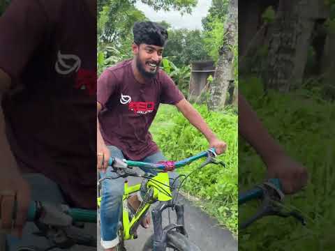 টিস্যু চকলেটে সাইকেল ছিনতাই😑