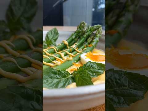 Спаржа в апельсиновом Бер Блан 🍊 Asparagus with orange beurre blanc #shorts #рецепт #соус