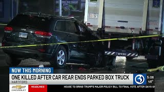 Passenger dies after crash in Hartford, driver flees the scene