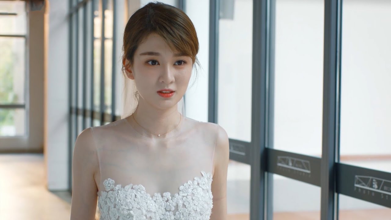 【最新電影】總裁找不到婚紗模特，請女下屬幫忙，換衣驚豔全場！