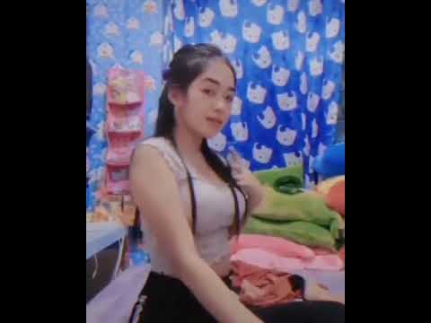 Bigo live tante goyang pantat bikin Salah fokus... **