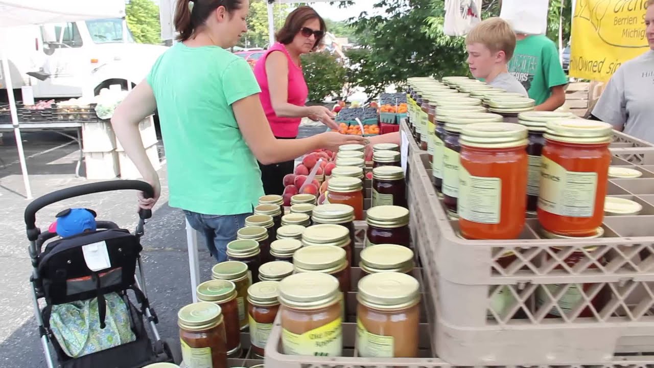 Farmers Market in the Village of Deerfield, IL 60015