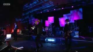 Suede - For The Strangers ( BBC 6 Music Live at Maida Vale 11 Feb 2013)