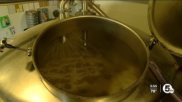Concern brewing in craft beer industry over carbon dioxide shortage