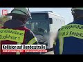 B327: Auf der Autobahn kam es zu einem tödlichen Crash zwischen drei Fahrzeugen