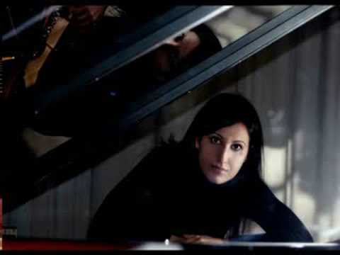Beethoven Piano Sonata No.30 Op.109 (3 of 4) - Rob...
