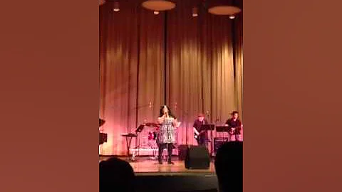 Barbara McClure singing listen by beyonce MTSU COM...
