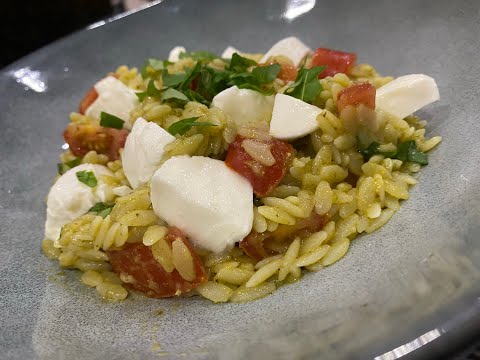 Video: Cómo Hacer Pasta Risoni De Tomate Al Horno