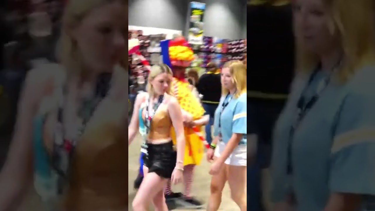 Elderly Batman prank!! 🦇