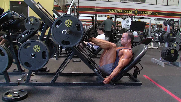 Glutes training with Monty Rogers: 2-Leg Press