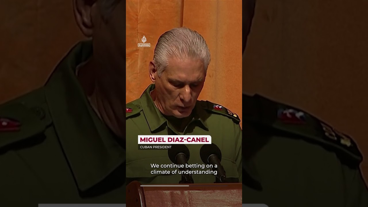 يظهر راؤول كاسترو، زعيم كوبا، علناً لأول مرة منذ توجيه الاتهامات الأمريكية إليه.