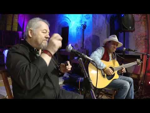 Alan Glen  & Robin Bibi - Stone Fox Chase