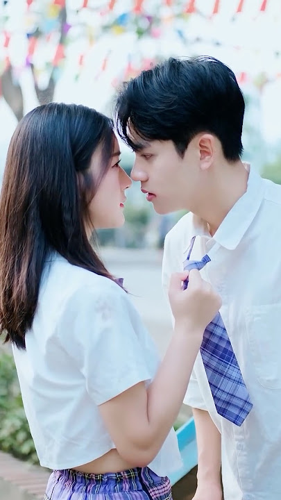 He Gave Her His Heart... and Soul? 😈❤️ #linhchihihi #messyclassroom #schoolcrush #schooldrama