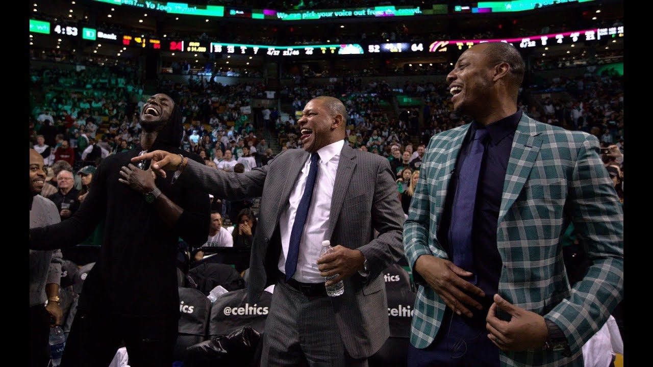 Ray Allen goes golfing while Kevin Garnett and Rajon Rondo attend Paul Pierce tribute