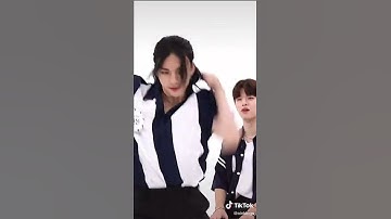 Thumbnail of Chan and Hyunjin performing Red Lights #straykids