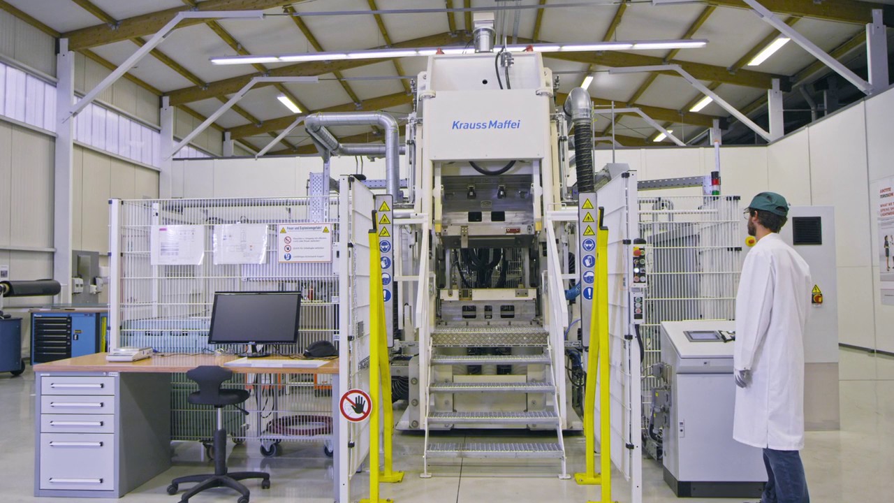 resiniferatoxin High-Pressure Resin Transfer Molding in Henkel's Composite Lab
