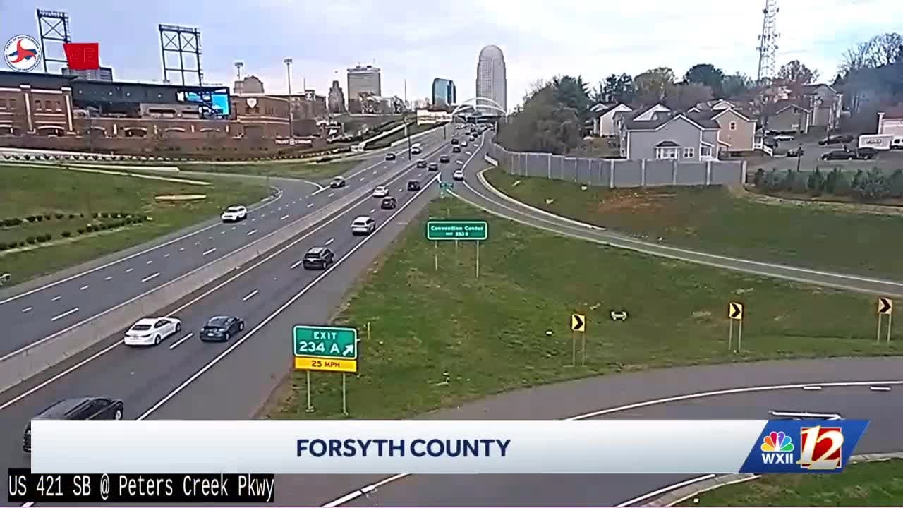 Crash reported on Salem Parkway in Winston-Salem - YouTube