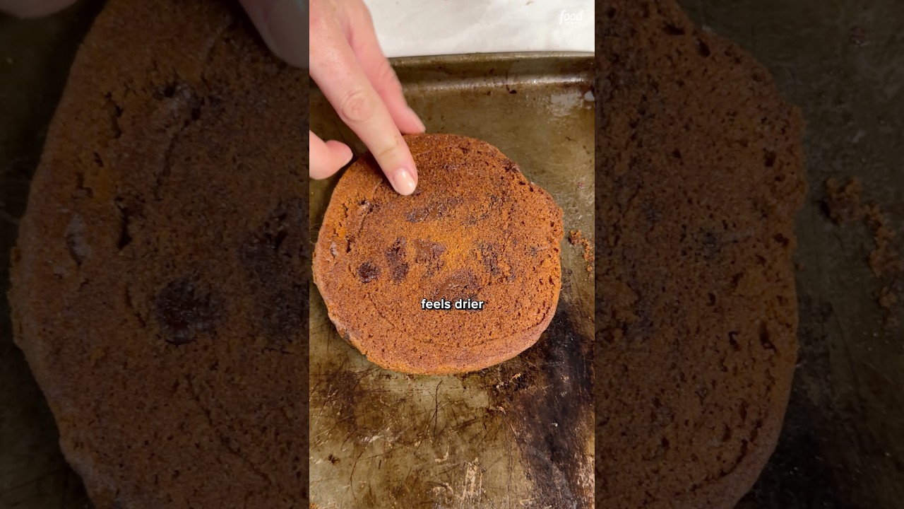 Are you using the right cookie pan? 🤔