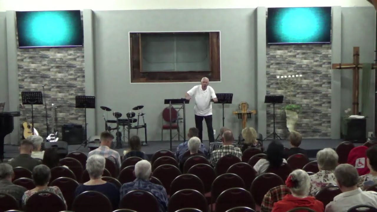 WAT IS IN JOU HAND -  Pastoor Johan Bruwer