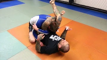 triangle from failed armbar