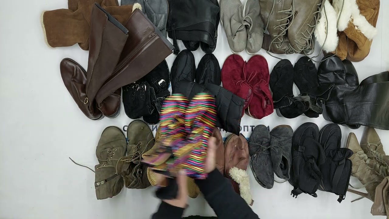 29525 Обувь женская осень-зима (extra/1 кат), США В, 3 пак, 24.2 кг, 3.95€/кг, 31 шт