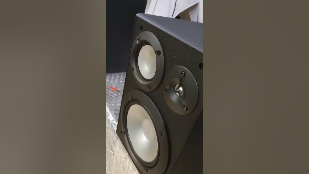 Yamaha ns-6390 3 vías woofer de 8" texturizadas - YouTube